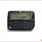1999: Research In Motion BlackBerry 850. BlackBerry     850.     ,  QWERTY,             .