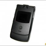 2004: Motorola Razr V3.     Razr,            , ,   2004 .,    ,           Motorola  130 . Razr.      Razr V3  500 .,   2007 .   iPhone    30 .  Razr     .