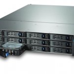 EMC Iomega StorCenter ix12-300      -    SATA II