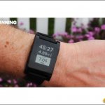 Pebble Smart Watch.       Pebble Smart Watch             Kickstarter,               ().     Pebble        ,      ,  , ,   .  ,         ,     Bluetooth.